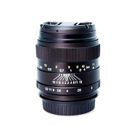 Mitakon Creator Pentax K 35 mm F/2