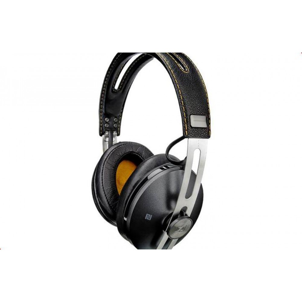 M2 aebt black store