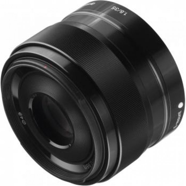 Объектив Sony 35mm f/1.8 SEL35F18 Черный
