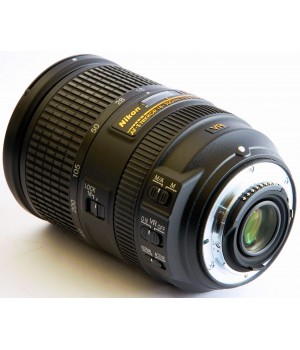 Объектив Nikon Nikkor AF-S 18-300 mm F/3.5-5.6 G ED DX VR