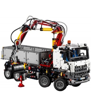 Lego Mercedes-Benz Arocs 42043