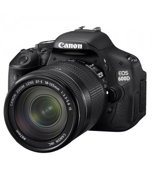Фотоаппарат Canon EOS 600D kit 18-135